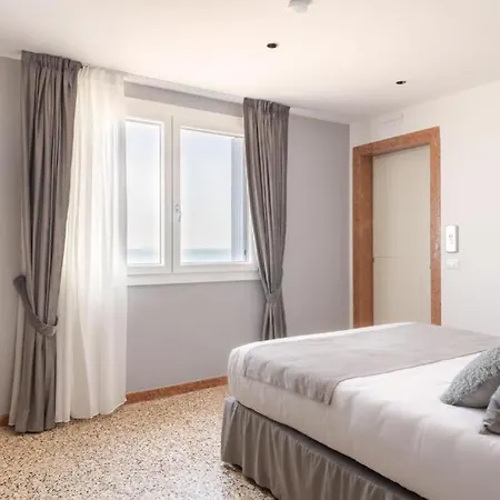 Πανσιόν Sea Tower Torre Telemetrica 4*