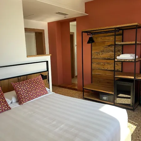 Sea Tower Torre Telemetrica Pensionat 4*