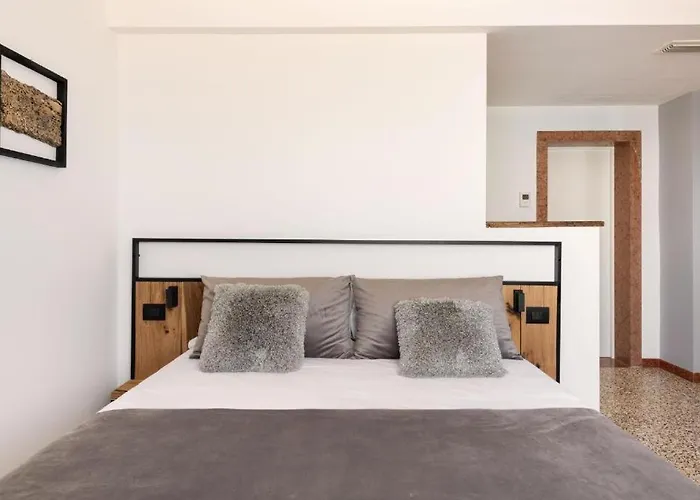 Sea Tower Torre Telemetrica Venetië-Lido