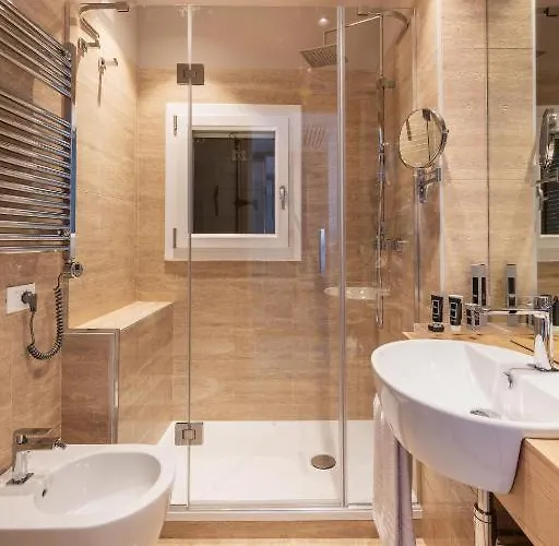 Sea Tower Torre Telemetrica Venetië-Lido