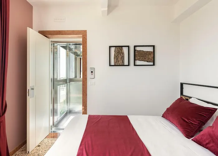 Gasthuis Sea Tower Torre Telemetrica