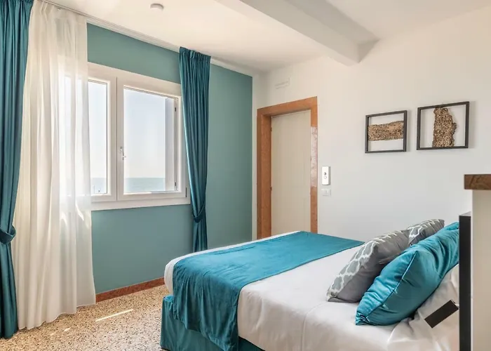 Sea Tower Torre Telemetrica Venetië-Lido