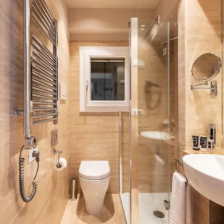 Sea Tower Torre Telemetrica 4*