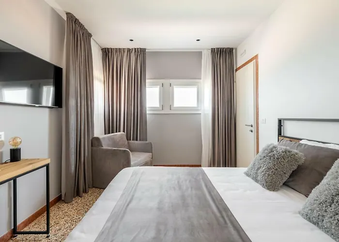 Pensionat Sea Tower Torre Telemetrica 4*