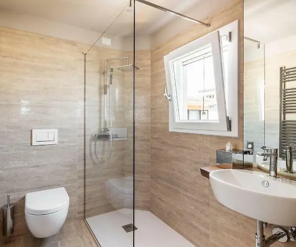 Sea Tower Torre Telemetrica Venedig-Lido