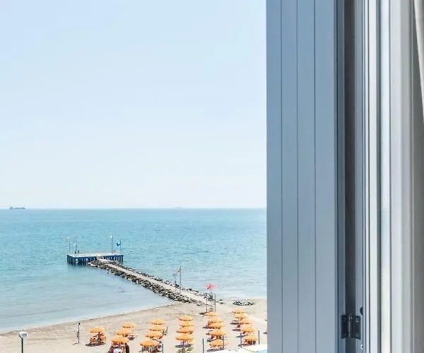 Sea Tower Torre Telemetrica Venedig-Lido