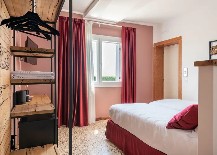 Sea Tower Torre Telemetrica 4*