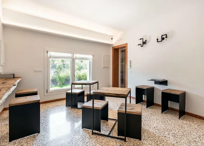 Pensionat Sea Tower Torre Telemetrica 4*